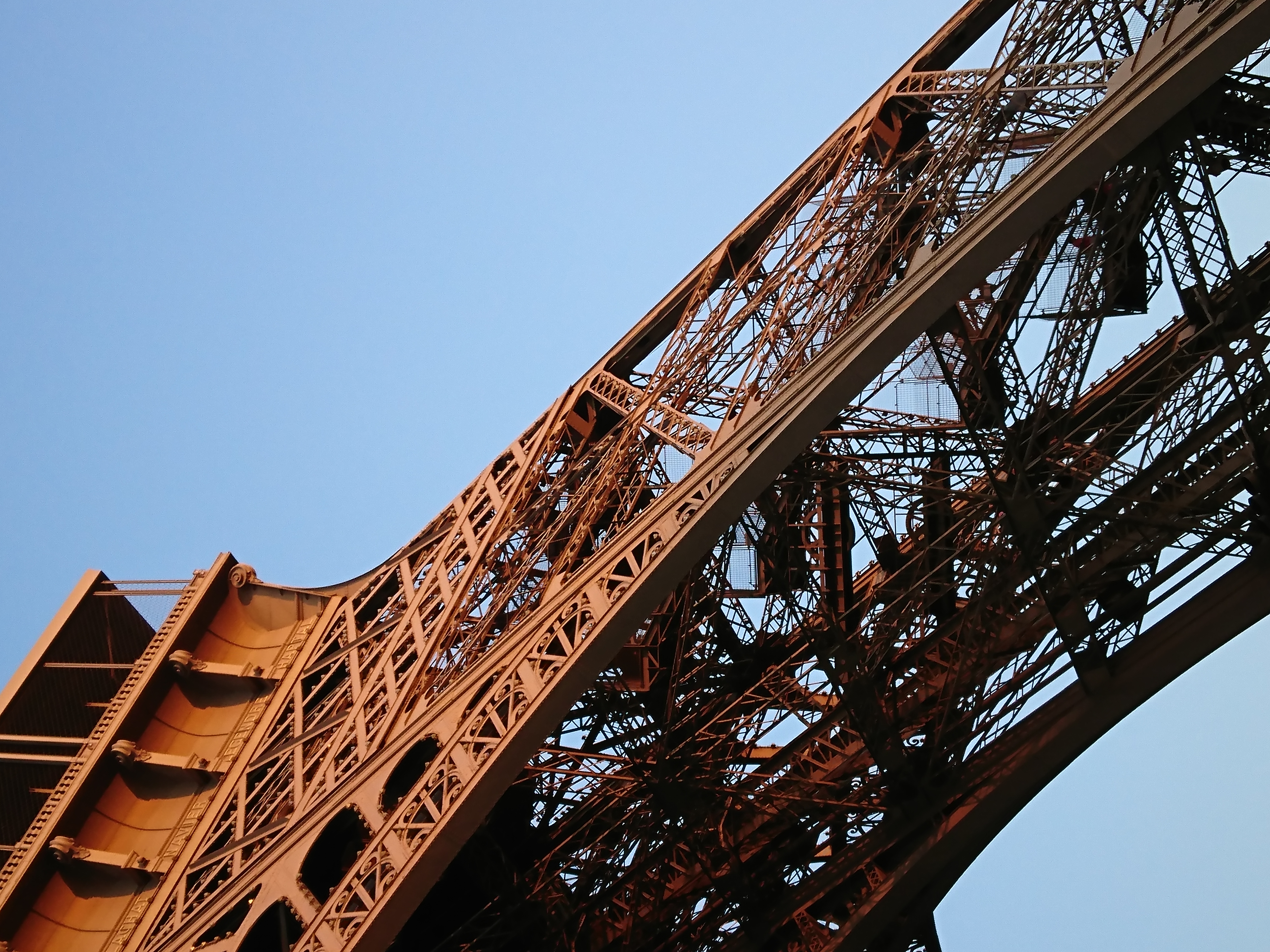 Lluís Salvadó, Eiffel Tower, Sony Xperia XZ (5)