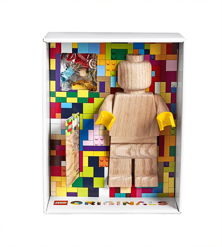 LEGO Originals minifigure_inside box